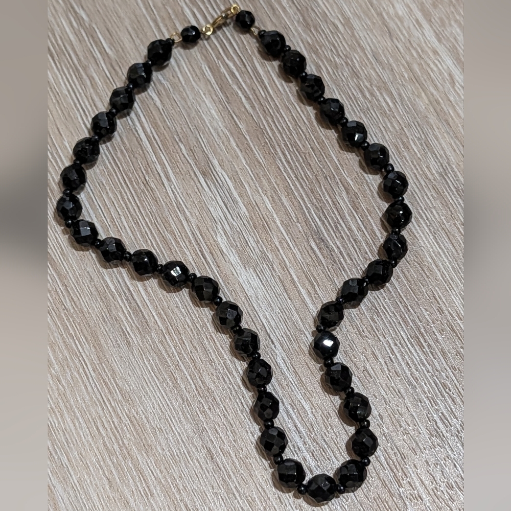 Vintage Black Glass Beaded Choker Necklace - Picture 3 of 8